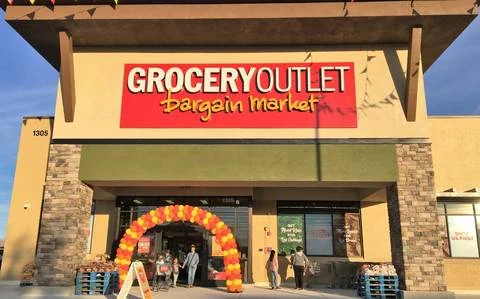 Food Drive Grocery Outlet event flyer